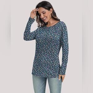 NWT UEU Long Sleeve Crew Neck Pleated Dressy Tunic Top, Large